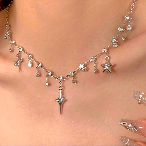 Cross Fringe Necklace Bling Atmosphere Ultra Flashy Zirconia Collarbone Chain - Picture 1 of 2